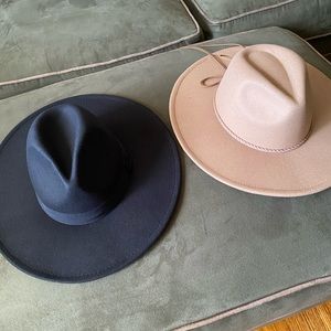 Black or Beige fedora. 1 for $15 or 2 for $25. Name your price. NEVER WORN!